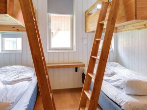 Stapelbedden in het huisje in Smaland