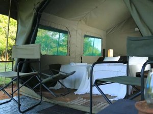 tent in udawalawe