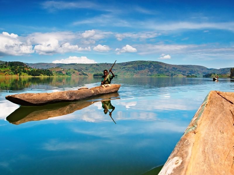 Oeganda - Lake Bunyonyi - kanoën
