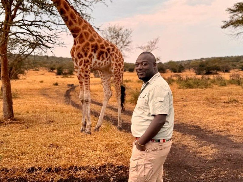 Oeganda - gids op wandelsafari