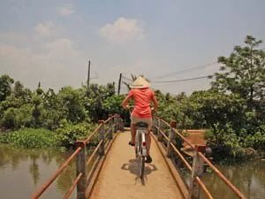 Fietsen bij Mekong in Vietnam