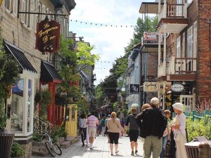 Centrum Québec, Canada