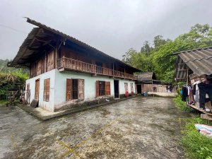 Vietnam Hoang Su Phi Pan Hou accommodation exterior
