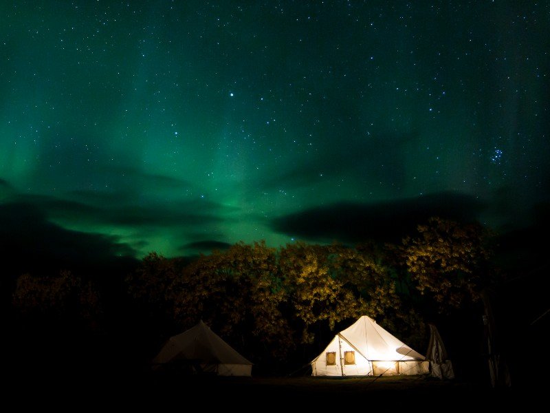 IJsland glamping tent donker