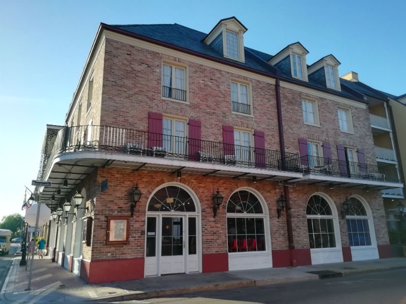 hotel-NewOrleans-FrenchQuarter