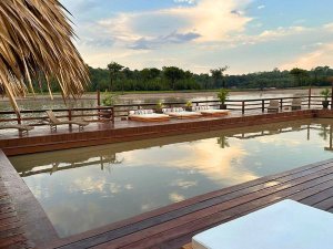 Zwembad in de Amazone Brazilie