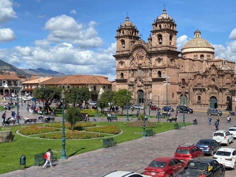Cusco plaza de armas
