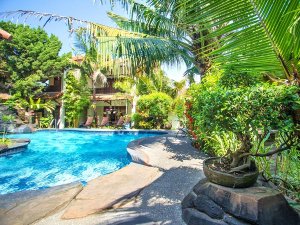 yogyakarta hotel zwembad indonesie