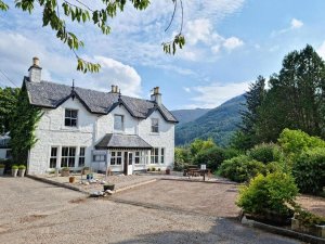 Fort William hotel