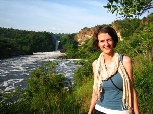 Vrouw voor de Murchison Falls