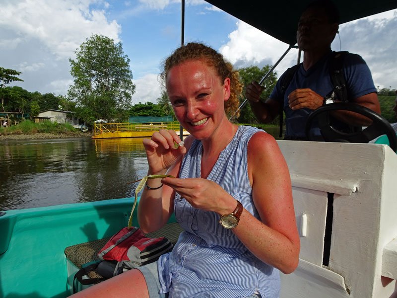 Vrouw in boot