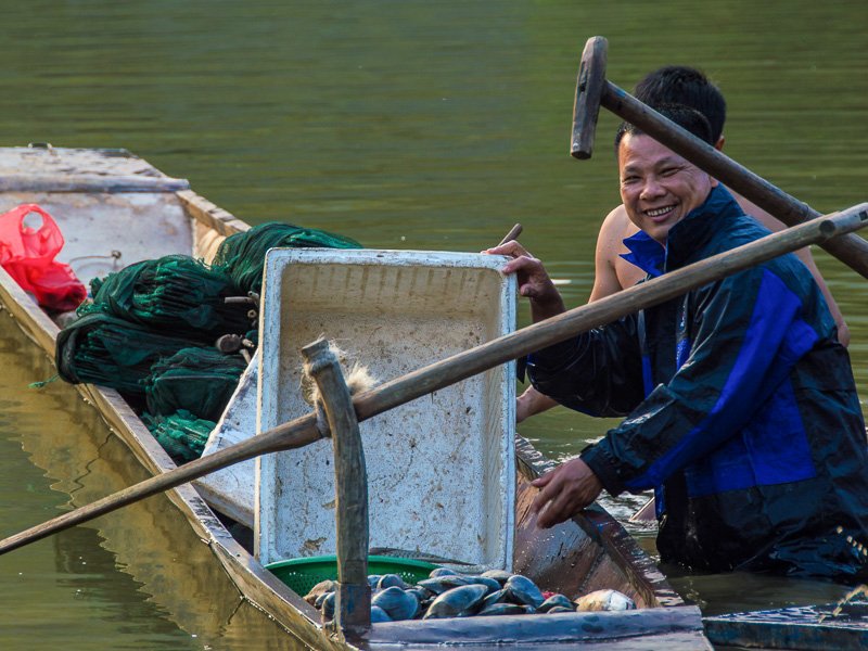 ba be lake vietnam locals