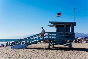Strandhuisje Los Angeles inpaklijst