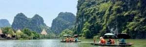 Vietnam - Ninh binh - varen - karstbergen