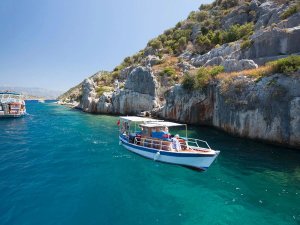 Boat tour