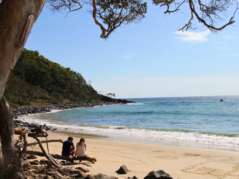 Strand bij Noosa - Australie