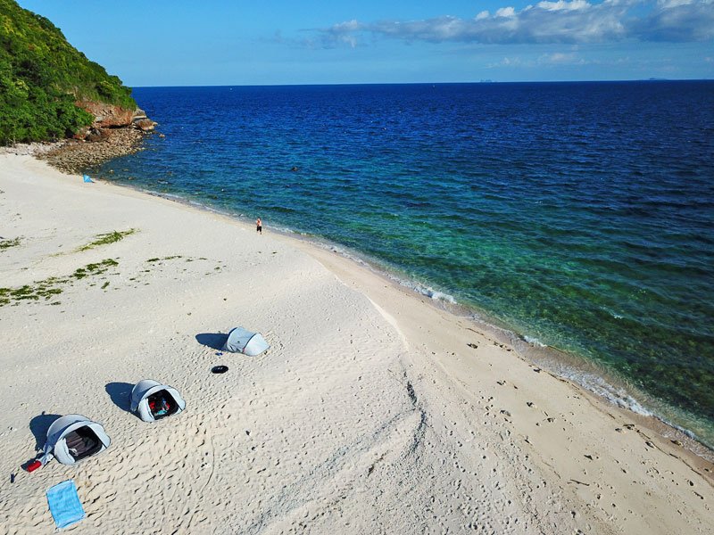 strand onbewoond eiland
