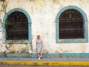 Vrouw in Panama stad