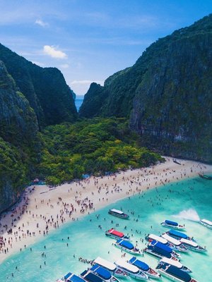 Maya Bay, Ko Phi Phi in Thailand