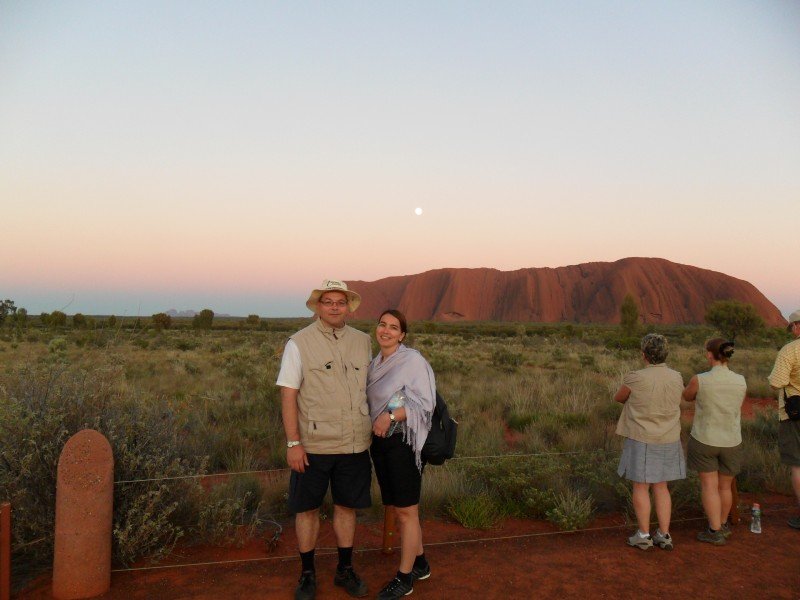 Ayers rock tijdens de zonsopgang