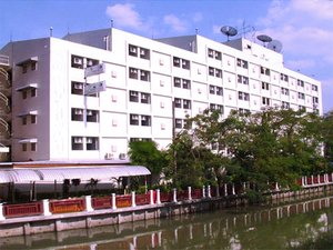 bangkok budget hotel