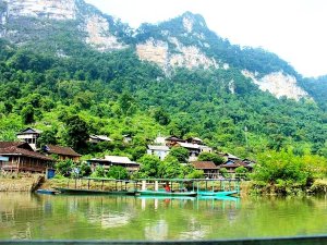 Ba Be homestay