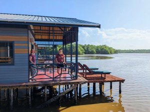 Accommodatie midden op het meer van Bigi Pan