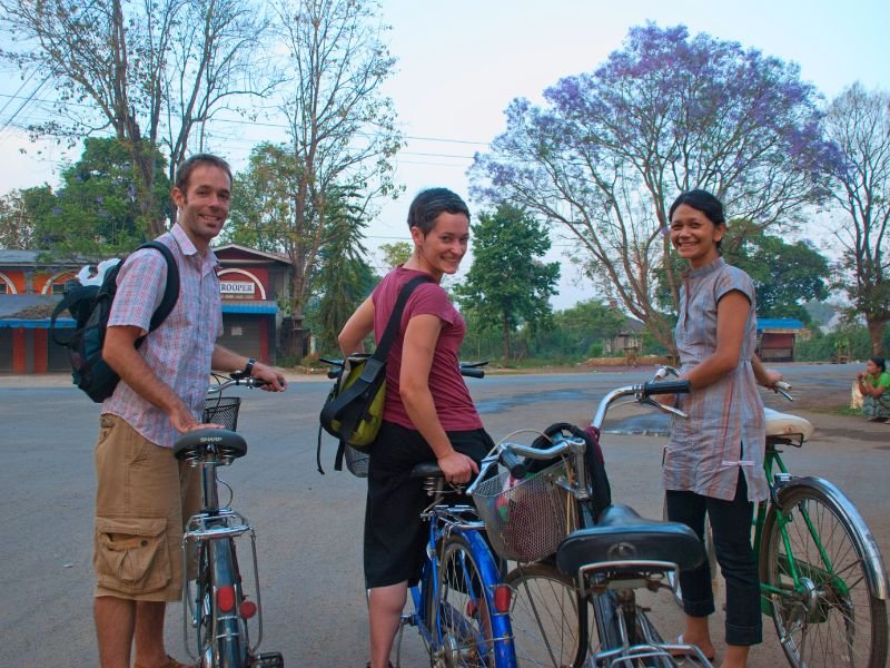 Fietsen door Pyin Oo Lwin - Myanmar