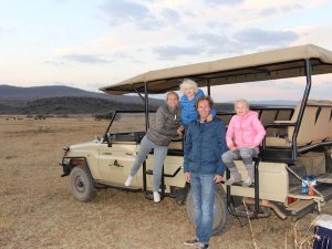 Yvonne op safari