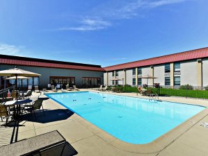 hotel-cody-zwembad