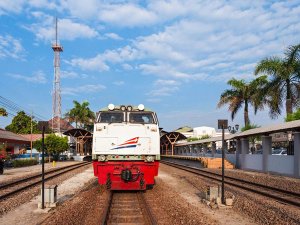 Train yogyakarta