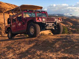 moab-hummer-tours-side-clouds-2